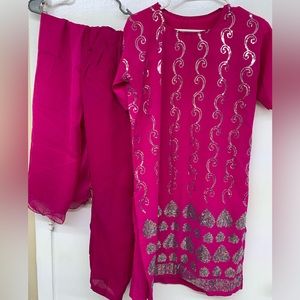 This beautiful pink punjabi is just outstanding it’s perfect for any parties